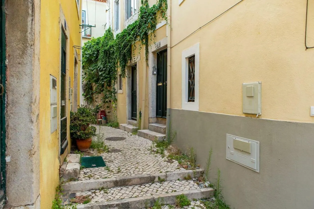 Apartment Lovelystay - Traditional Alfama View Lisbon Portugal